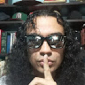 Meet your Posher, Daniel rios